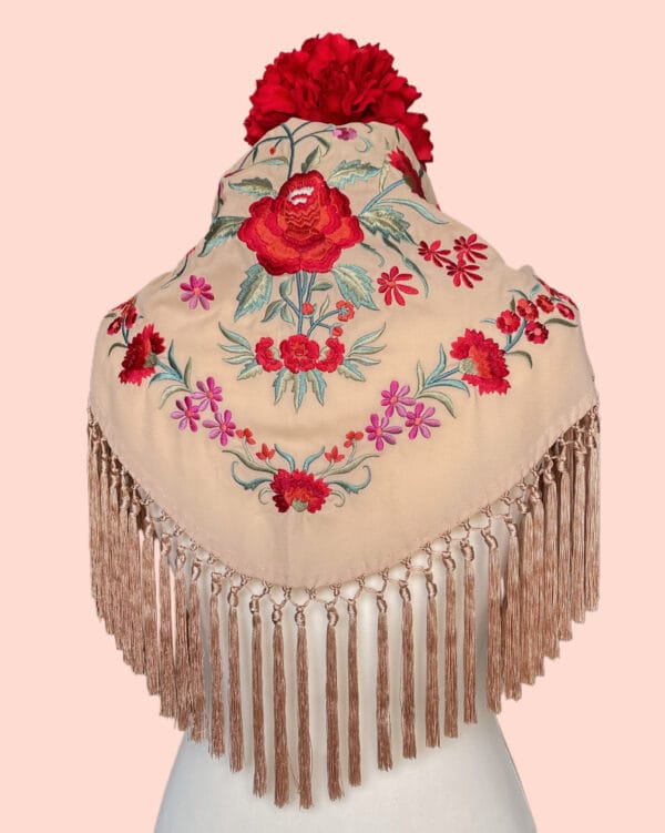MANTÓN BORDADO CLAVEL BEIGE