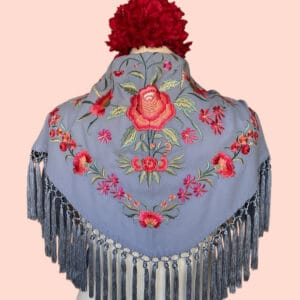 MANTÓN BORDADO CLAVEL AZUL CENIZA